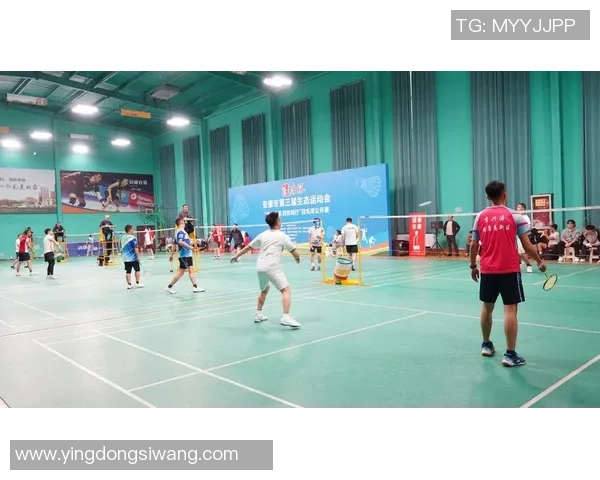 西安羽毛球队的速度之谜：揭开羽毛球巨献的神秘面纱